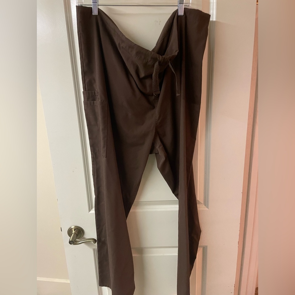 Scrub pants